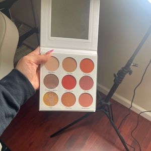 Brand New Eye Shadow